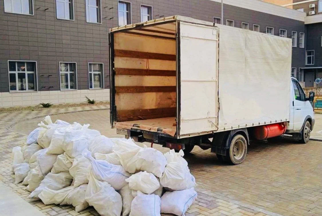 Вывоз строительного мусора из новостроек в Валуйках в октябре