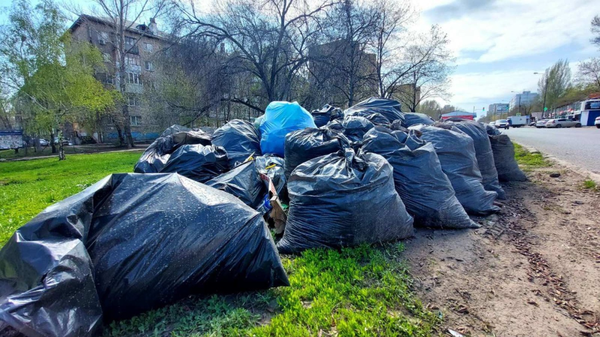 Вывоз и утилизация мусора после субботника в Валуйках в октябре