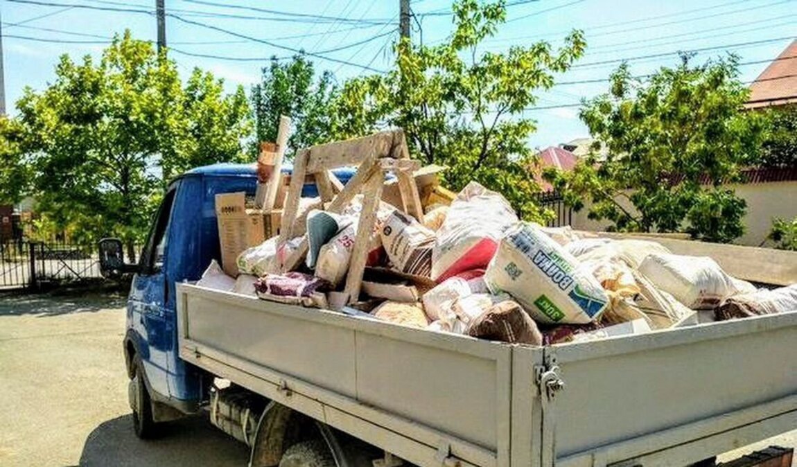 Вывоз мусора Газелью в Валуйках в октябре