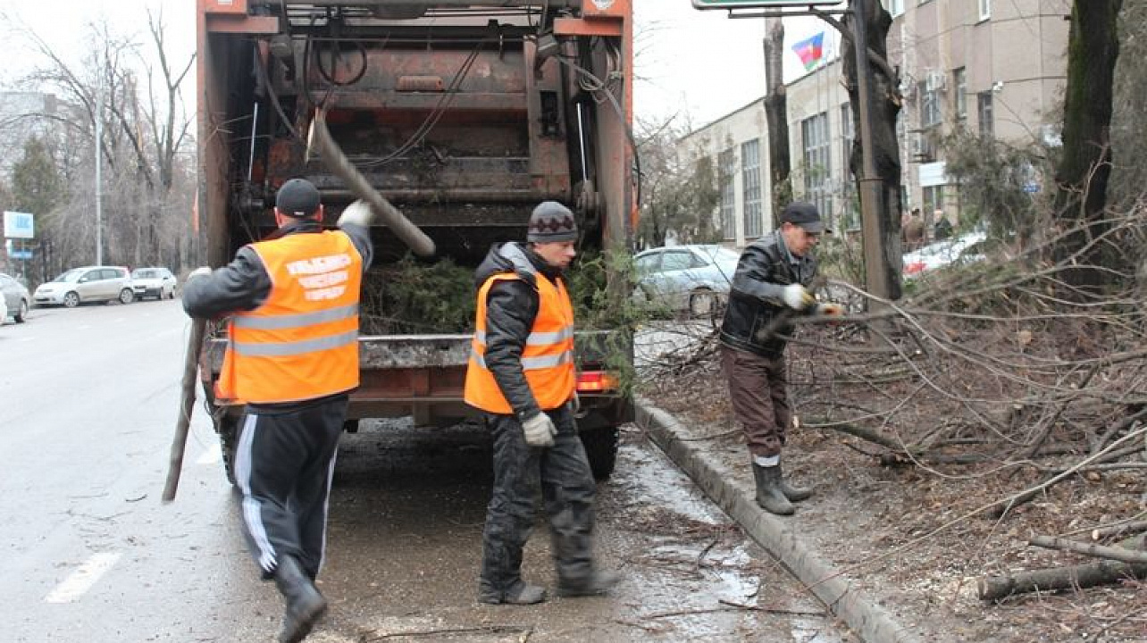 Уборка после стихийного бедствия в Валуйках от 3034 руб